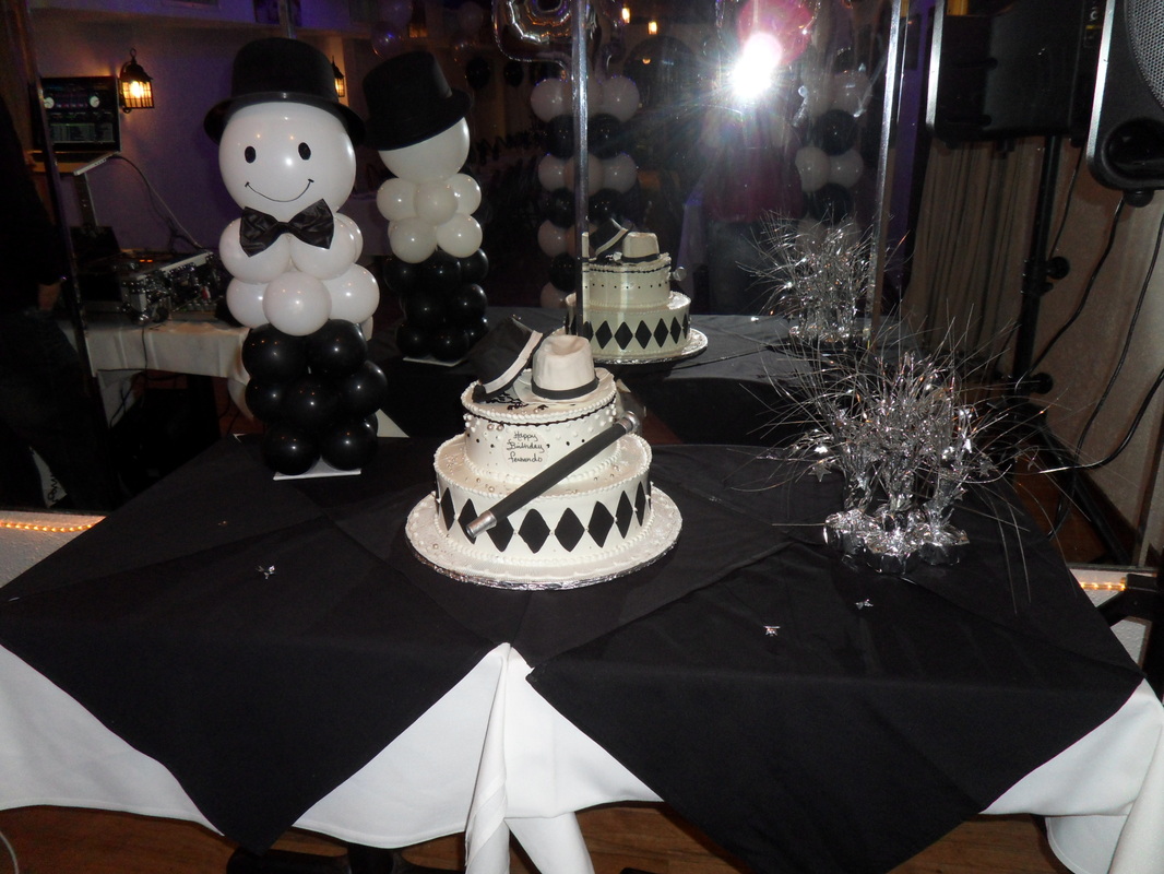 Black And White Table Decorations For Parties Photograph W